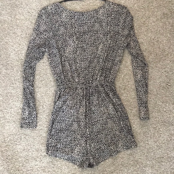 Romper - Picture 2 of 2